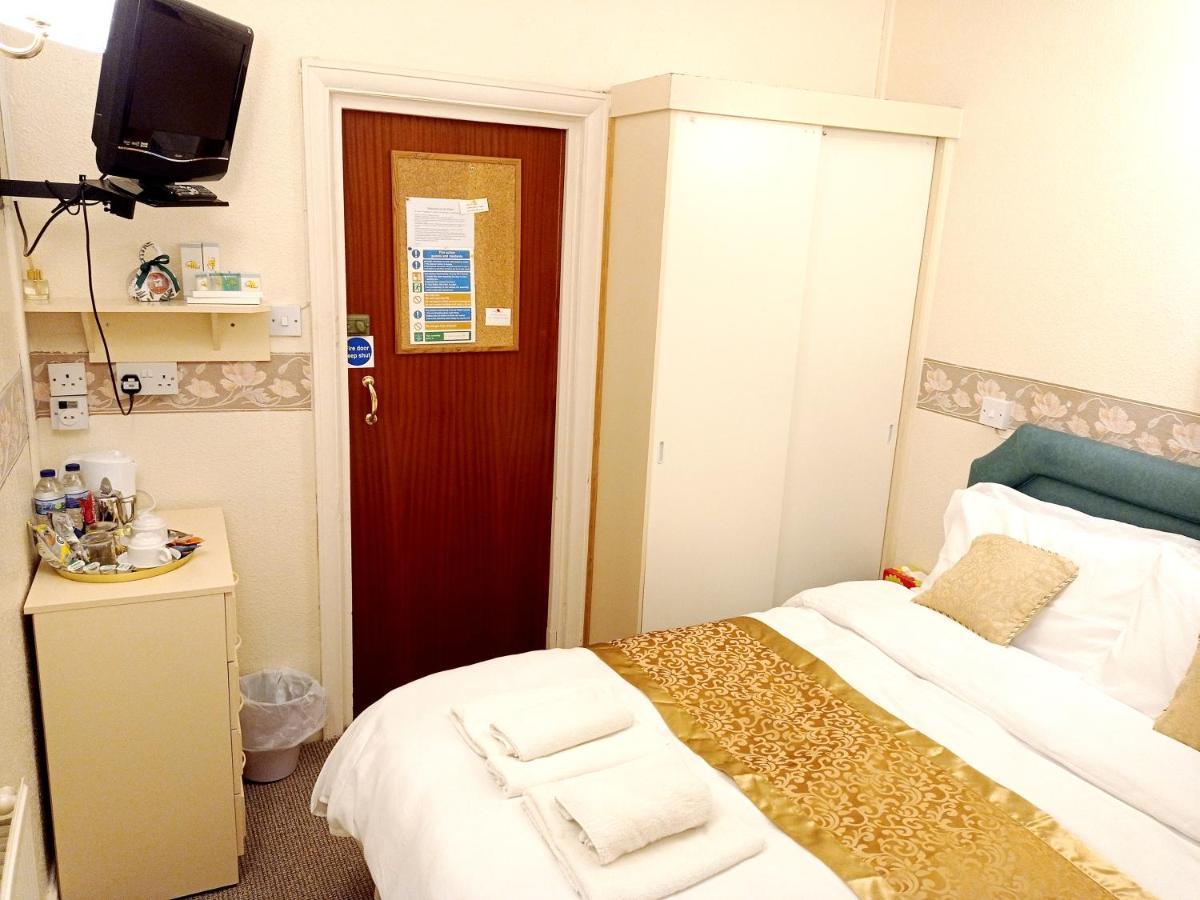 Lily Hotel Blackpool Buitenkant foto
