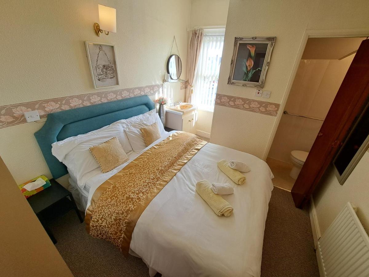 Lily Hotel Blackpool Buitenkant foto
